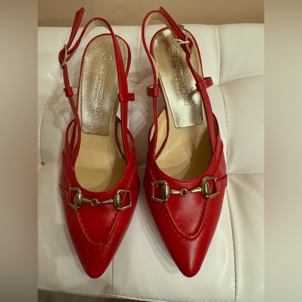 NWT. Loretta Petinari Elegant Red Women's Heels. Made in Italy. Leather